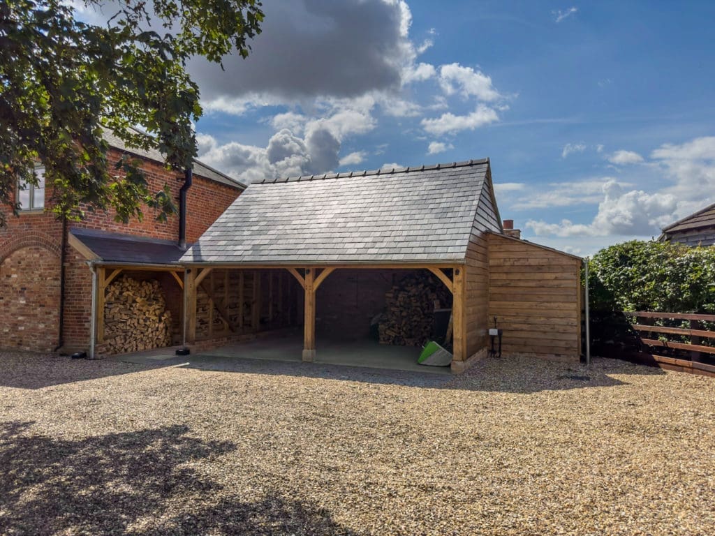 Oak Framed Garage Lincolnshire